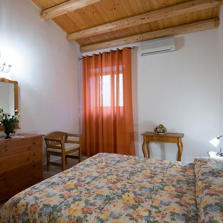 Canicattini Bagni Agriturismo Borgo Degli Ulivi المظهر الخارجي الصورة