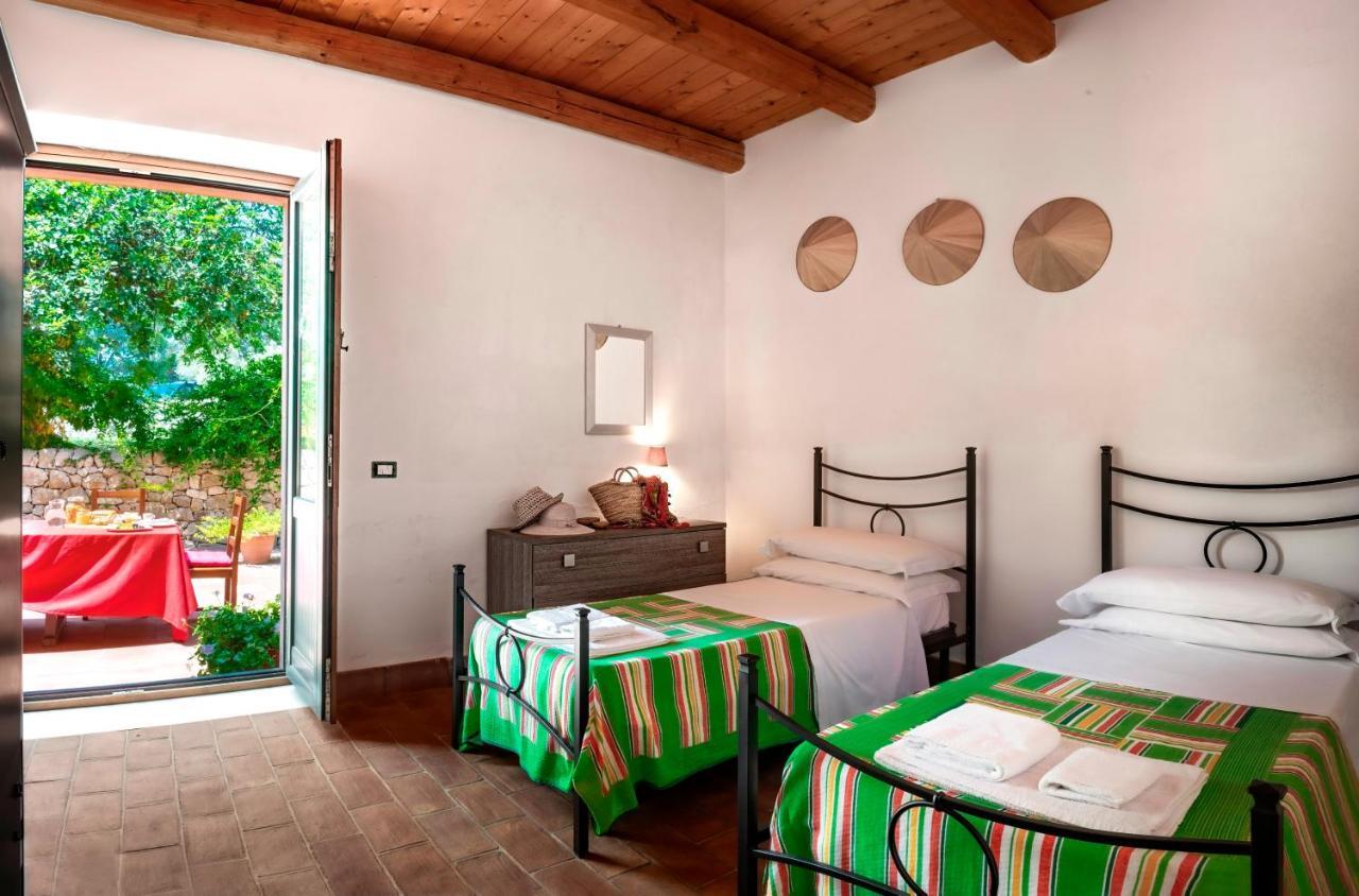 Canicattini Bagni Agriturismo Borgo Degli Ulivi المظهر الخارجي الصورة