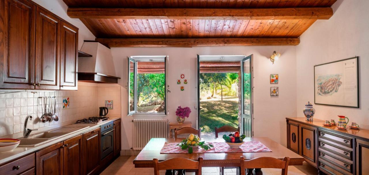 Canicattini Bagni Agriturismo Borgo Degli Ulivi المظهر الخارجي الصورة