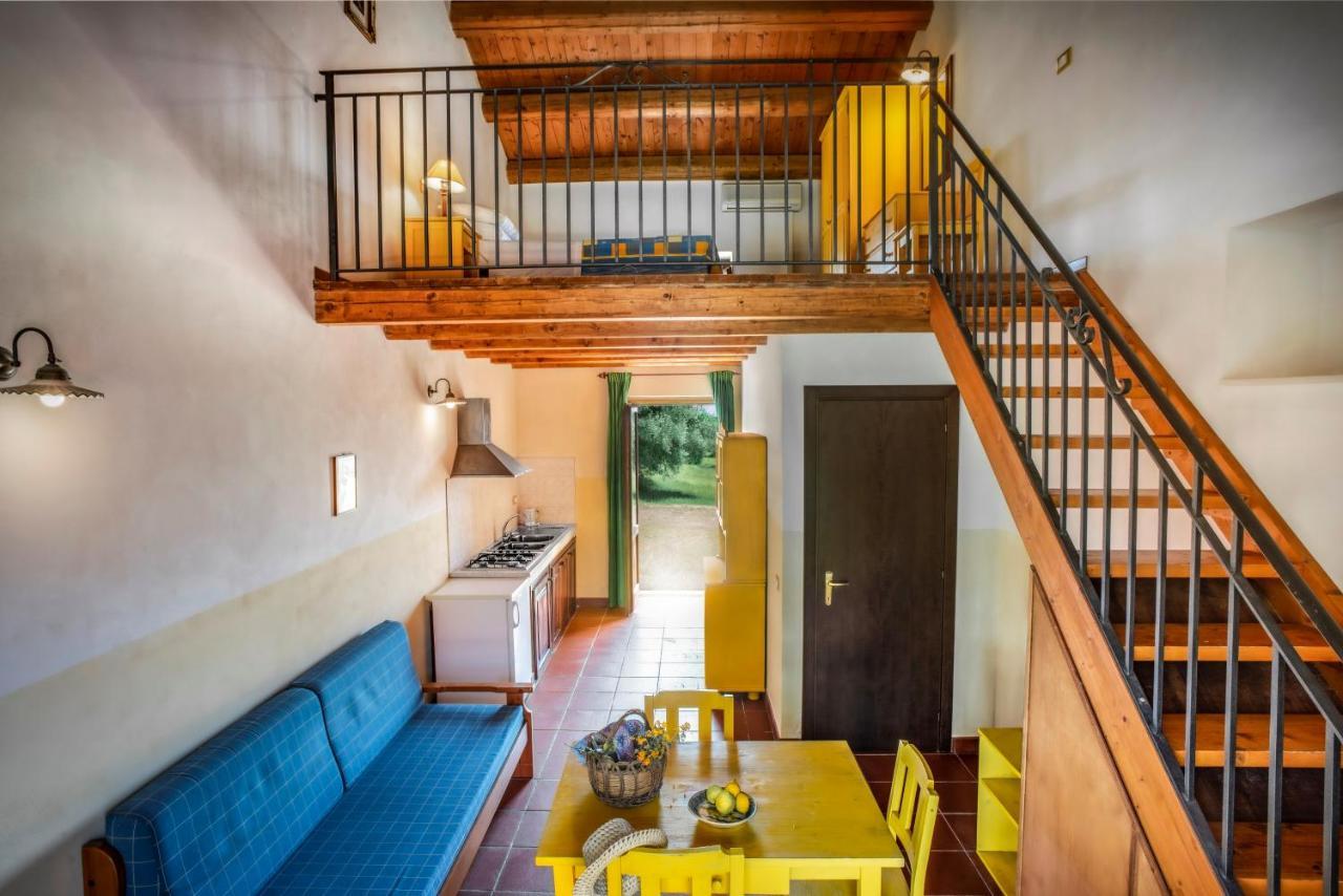 Canicattini Bagni Agriturismo Borgo Degli Ulivi المظهر الخارجي الصورة