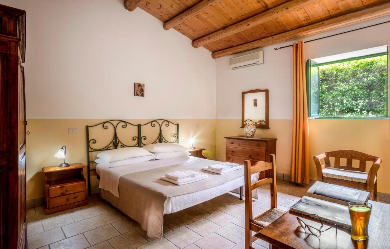 Canicattini Bagni Agriturismo Borgo Degli Ulivi المظهر الخارجي الصورة
